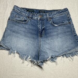 Wild Fable Light Wash Denim‎ High Rise Asymmetrical Shorts Size 8 EUC